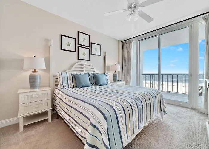 Lighthouse 305 * Gulf Shores